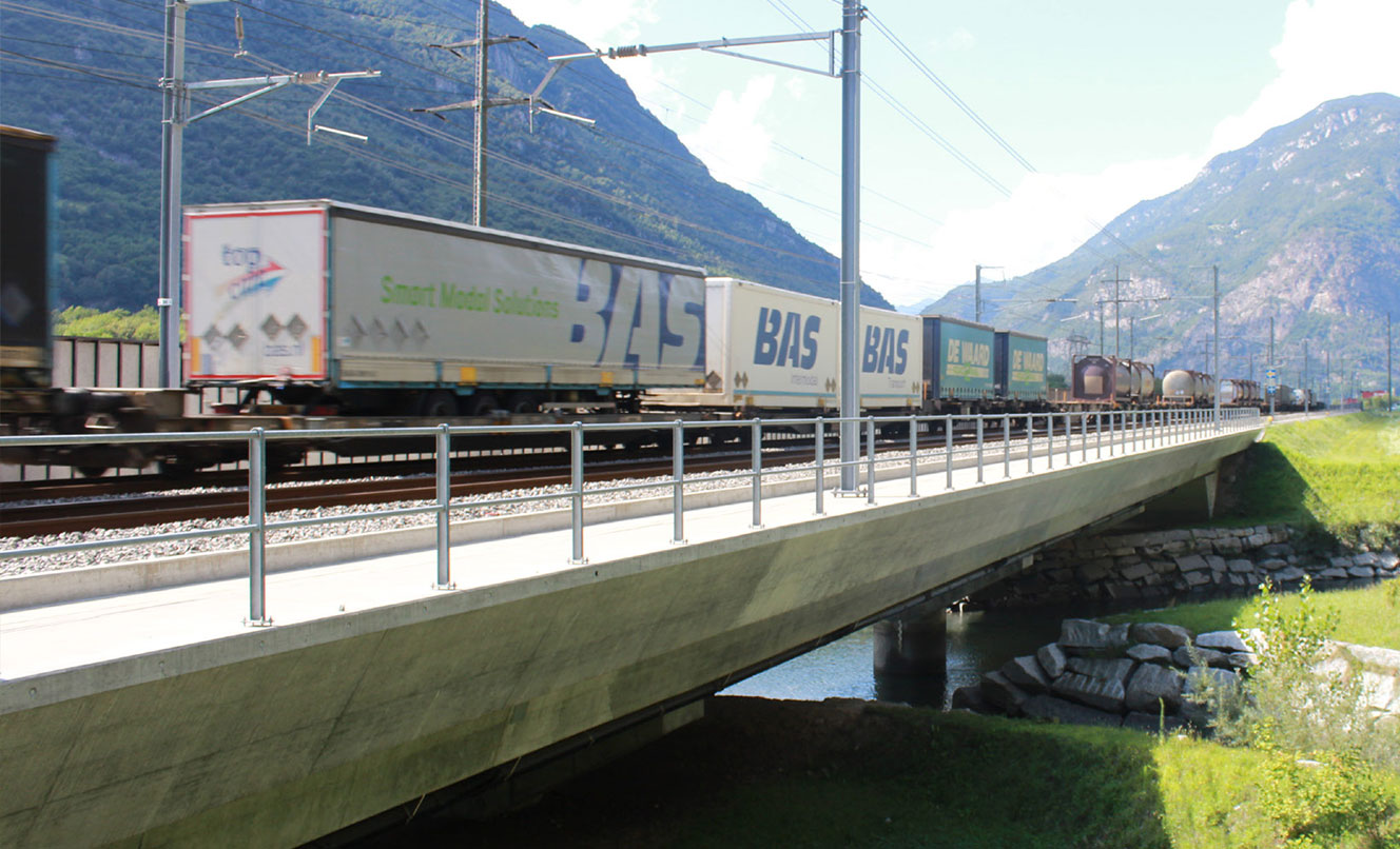 ATG – L626 brücke über den fluss Froda, BIASCA – SCHWEIZ